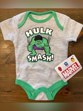 NEW Marvel Hulk Smash Baby Bodysuit (Newborn)